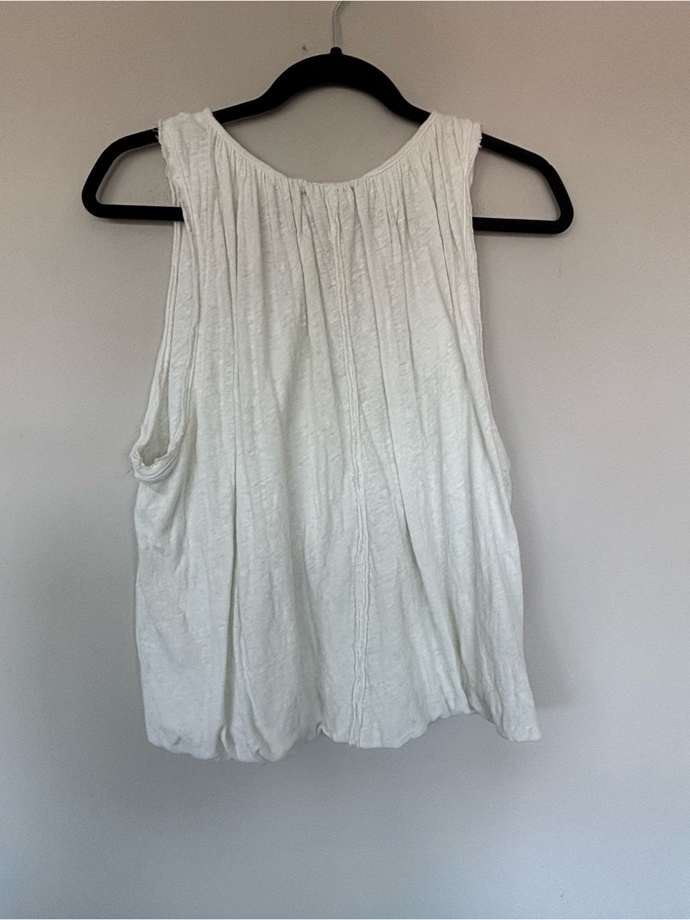 We The Free White Gathered Neck Bubble Hem Tank - Picture 2 of 4